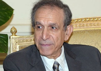 حسام عيسى، وزير التعليم العالي_ارشيفية
